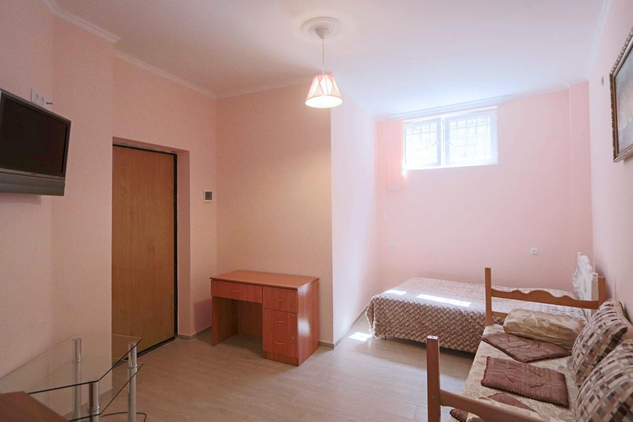 Garnim Guest House Jereván Kültér fotó